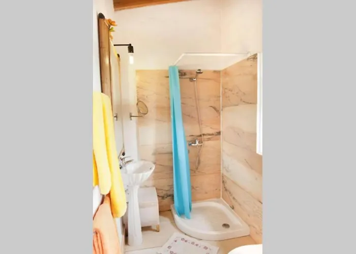 Tranquila Tierra - Eco Retreat Artis Tirma דירה