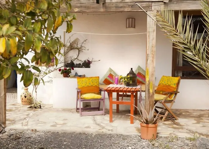 Tranquila Tierra - Eco Retreat Artis Tirma דירה טרחלחו