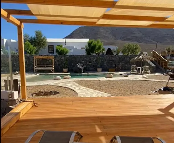 Tranquila Tierra - Eco Retreat Artis Tirma דירה