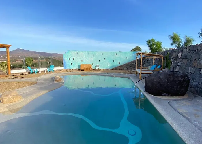 Tranquila Tierra - Eco Retreat Artis Tirma דירה